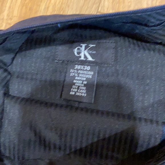 Men’s dress pants. Like new. - Picture 2 of 4